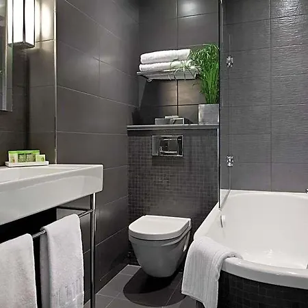 Le Grey Hotel
