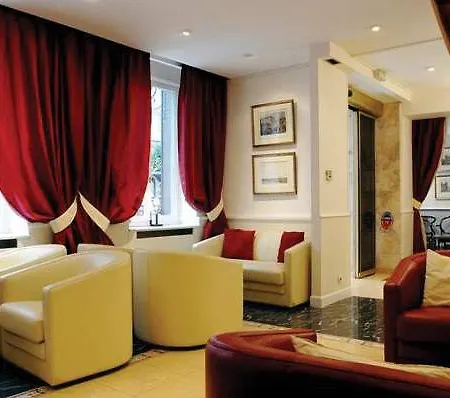 ル グレイ ホテル パリ