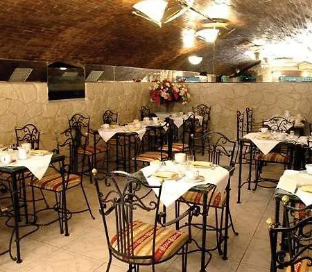 Le Grey Hotel